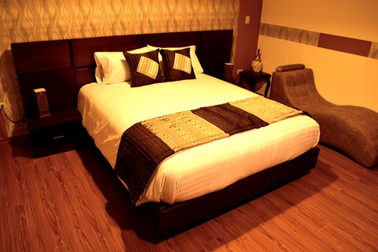 La Kapital Hotel 암바토 외부 사진